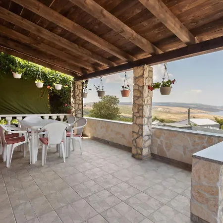 Snug In Jasenice Near Sea Rovanjska